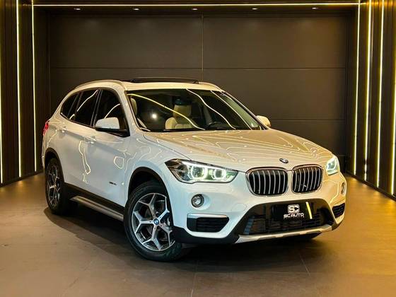 BMW X1 2.0 16V TURBO ACTIVEFLEX SDRIVE20I X-LINE 4P AUTOMÁTICO BMW X1 2.0 16V TURBO ACTIVEFLEX SDRIVE20I X-LINE 4P AUTOMÁTICO